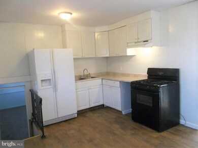 237 University Ave, Pemberton, NJ 08068 - photo 2