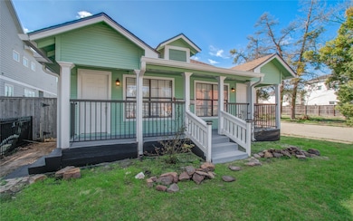 704 E 25th St, Houston, TX 77008 - photo 5