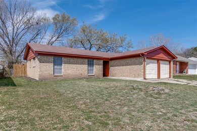709 Saddle Rd, Fort Worth, TX 76108 - photo 2