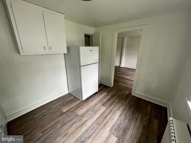 140 Jenkins Ave unit . A, Lansdale, PA 19446 - photo 3