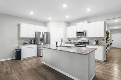 Kitchen w/seated Island