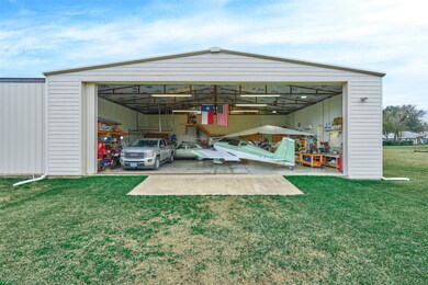 32124 Sky Way Ln, Waller, TX 77484 - photo 4