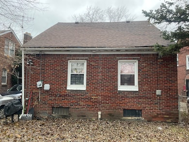 11766 Engleside St, Detroit, MI 48205 - photo 2