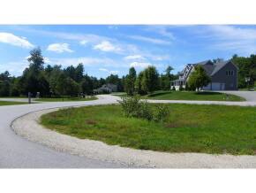 40 Mcqueston Dr, Auburn, NH 03032 - photo 3