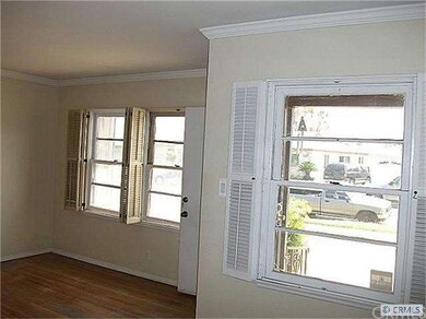 Living Room and Lots of Windows