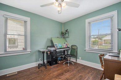 917 Independence St, Elkhart, IN 46514 - photo 6