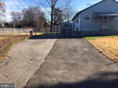 121 Deptford Rd, Glassboro, NJ 08028 - photo 6