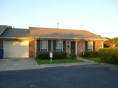 637 S Brittain St, Shelbyville, TN 37160 - photo 2