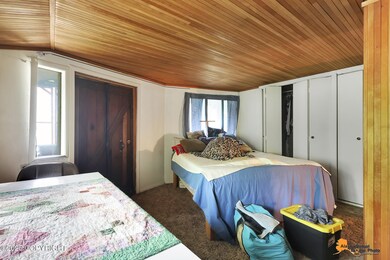 Upper Bedroom_1