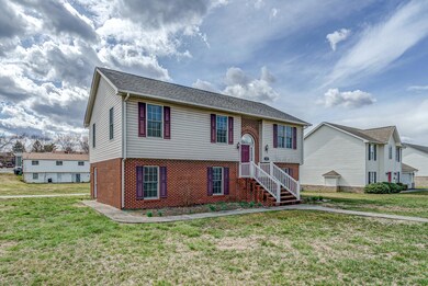 4304 Quail Dr NW 001