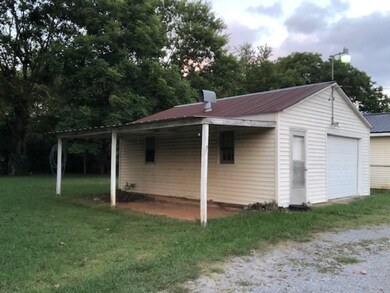 210 Austin Ave, Shelbyville, TN 37160 - photo 4