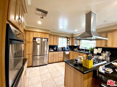 20448 Quedo Dr, Woodland Hills, CA 91364 - photo 7