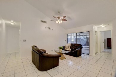 1206 Shibumy Cir unit B, West Palm Beach, FL 33415 - photo 6