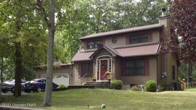 409 Lakeside Dr, East Stroudsburg, PA 18301 - photo 2