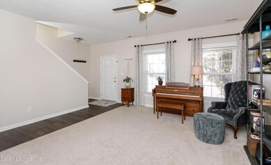 10502 Evanwood Dr, Louisville, KY 40228 - photo 5