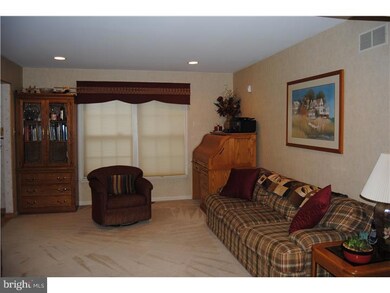 73 Makefield Rd, Yardley, PA 19067 - photo 4