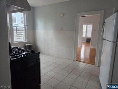 292 Leslie St unit 292, Newark, NJ 07112 - photo 4