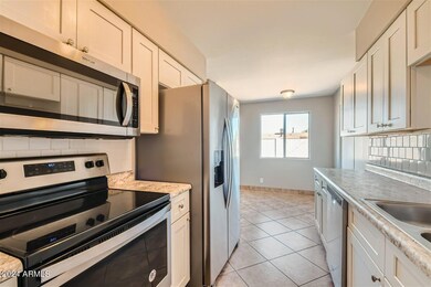 1926 W 2nd St - Web Quality - 005 - 06 K