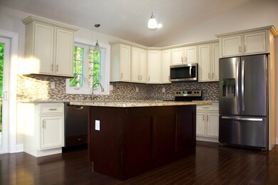 14 Wakefield Ave, Webster, MA 01570 - photo 7