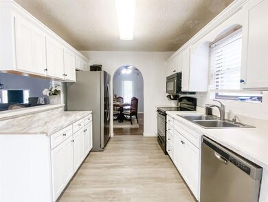 913 NW 13th St, Blue Springs, MO 64015 - photo 6