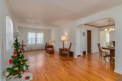 3121 SW Dorr St, Topeka, KS 66604 - photo 5