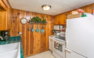 008_Kitchen