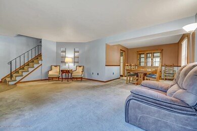 10 Feathertree Ct Howell NJ-large-019-33