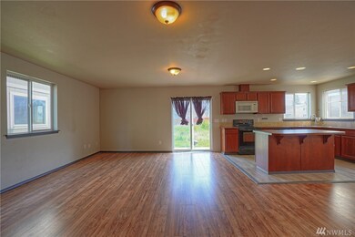 20513 5th Avenue Ct E, Spanaway, WA 98387 - photo 3