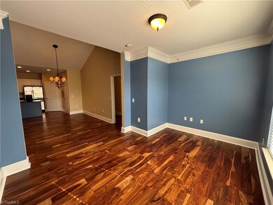 6815 Hanesbrook Cir unit 304, Clemmons, NC 27012 - photo 6