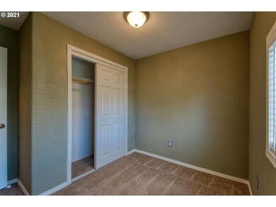 2145 NE Cleveland Ave, Gresham, OR 97030 - photo 7