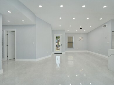 14611 N Beckley Square, Davie, FL 33325 - photo 7