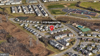 41735 Experience Way, Aldie, VA 20105 - photo 2