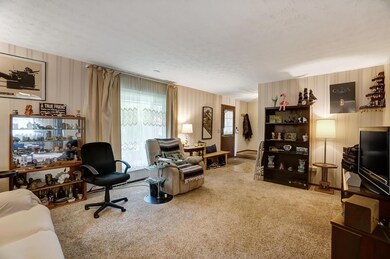 4055 Londonderry Ave, Columbus, OH 43228 - photo 6