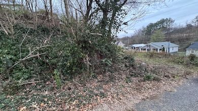 5 5th St SE, Cleveland, TN 37311 - photo 3