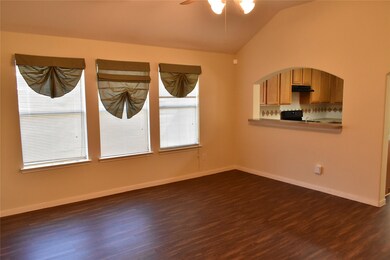 3407 Cypress Village Dr, Pearland, TX 77584 - photo 4