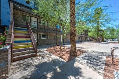 Exterior 3