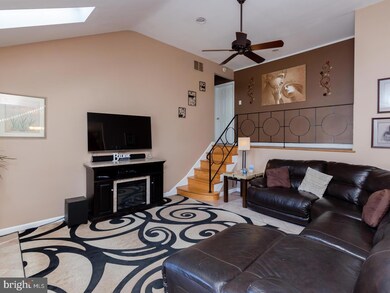 35 Cambridge Rd, Broomall, PA 19008 - photo 5