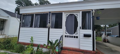 904 N Mckay Ave, Dunn, NC 28334 - photo 2