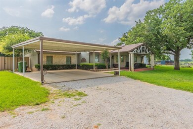 131 County Road 4899, Boyd, TX 76023 - photo 4