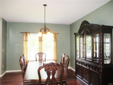 2825 Eagle Nest Ln, Nazareth, PA 18064 - photo 6