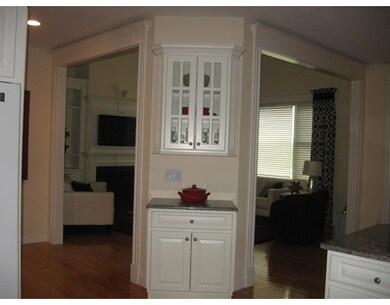 6 Independence Ln unit 6, Shrewsbury, MA 01545 - photo 4