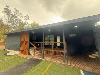 5903 Nancy Dr unit B, Austin, TX 78745 - photo 4