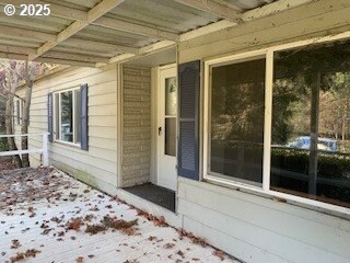 5979 Willis Creek Rd, Winston, OR 97496 - photo 7