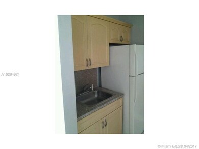 215 30th St unit 12, Miami Beach, FL 33140 - photo 6