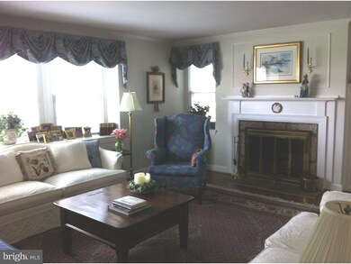 1306 Sussex Rd, Wynnewood, PA 19096 - photo 3