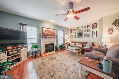 12537 Rickwood Ct, Bristow, VA 20136 - photo 5