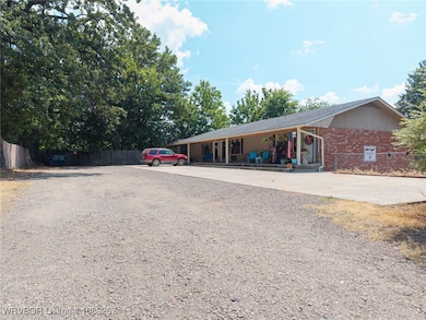 701 S Ada St, Muldrow, OK 74948 - photo 2