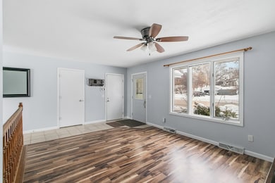 906 N Main St, Edgerton, WI 53534 - photo 7