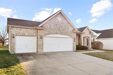 6784 Oxford Ln, Maryville, IL 62062 - photo 3