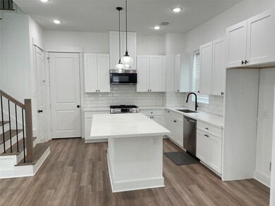 8956 Lavender Springs Dr, Houston, TX 77080 - photo 6